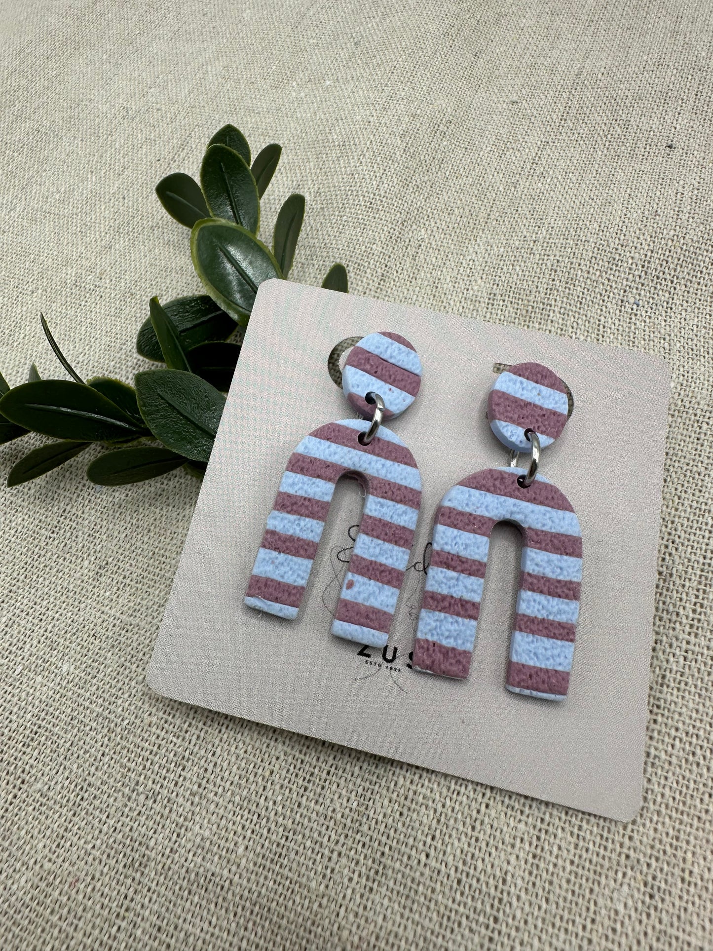 Soft Stripe – gestreepte oorbellen modern