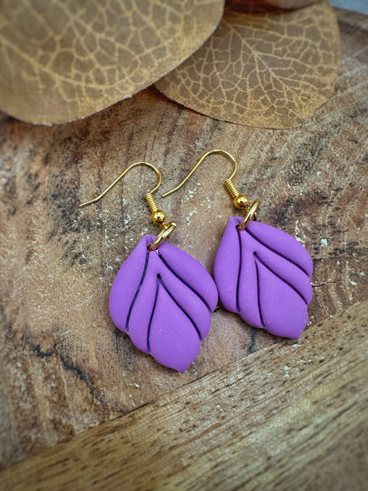 Luna – paarse statement oorbellen