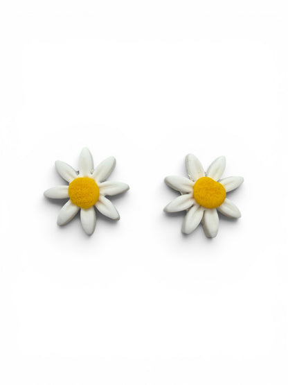Daisy – madeliefjes oorbellen speels en zomers