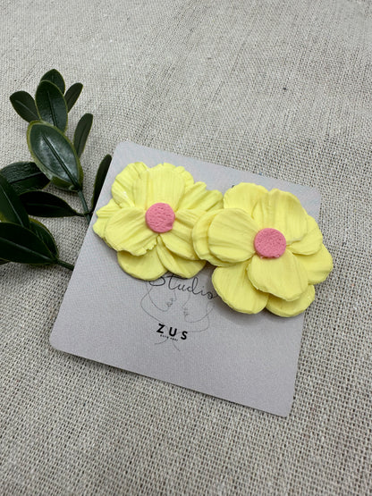 Sunny Bloom – gele bloem oorbellen vrolijk