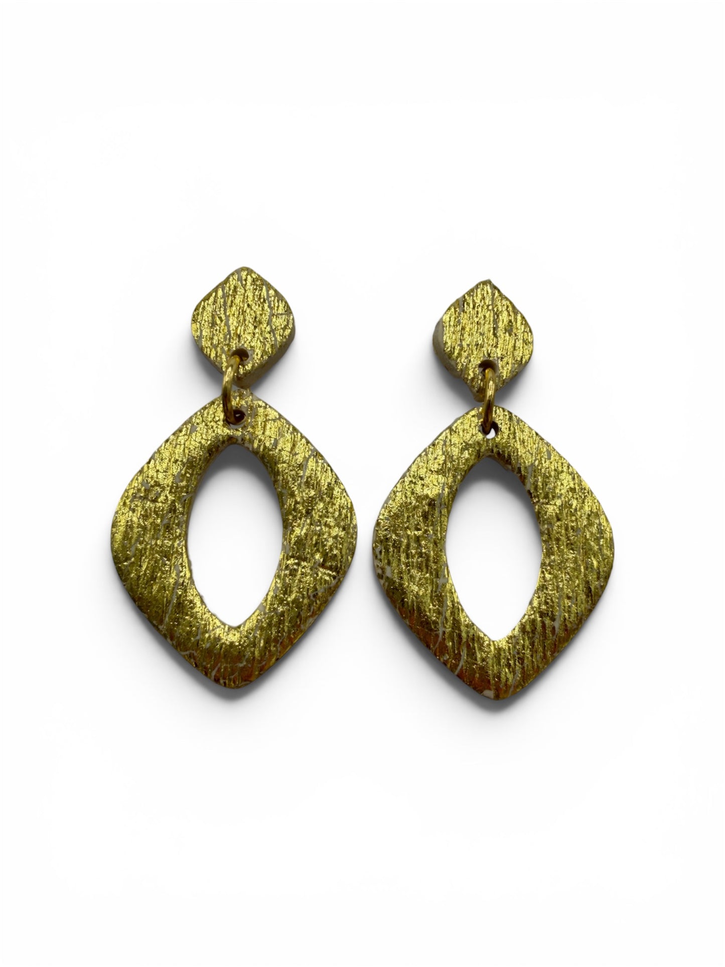 Velvet Gold – gouden oorbellen luxe en zacht