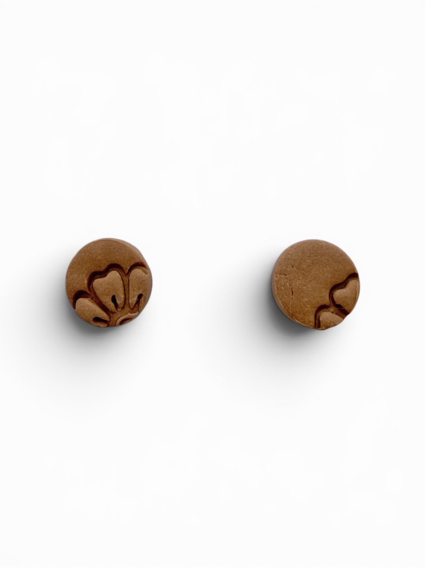 Sophie – mocha handgemaakte bruine oorstekers