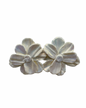 Pearl Bloom – parelmoer bloem oorbellen elegant
