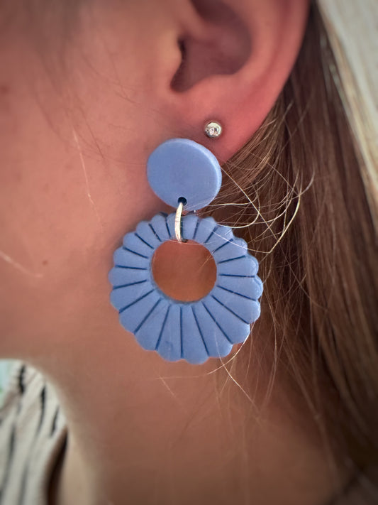 Liva Vintage Blauw – unieke polymeerklei oorbellen