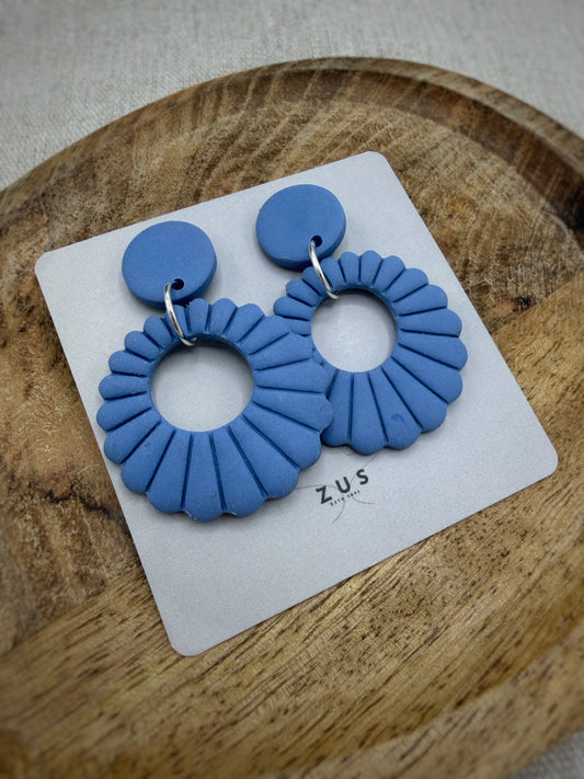 Liva Vintage Blauw – unieke polymeerklei oorbellen