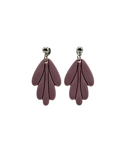 Nova – lila statement oorbellen zacht en elegant