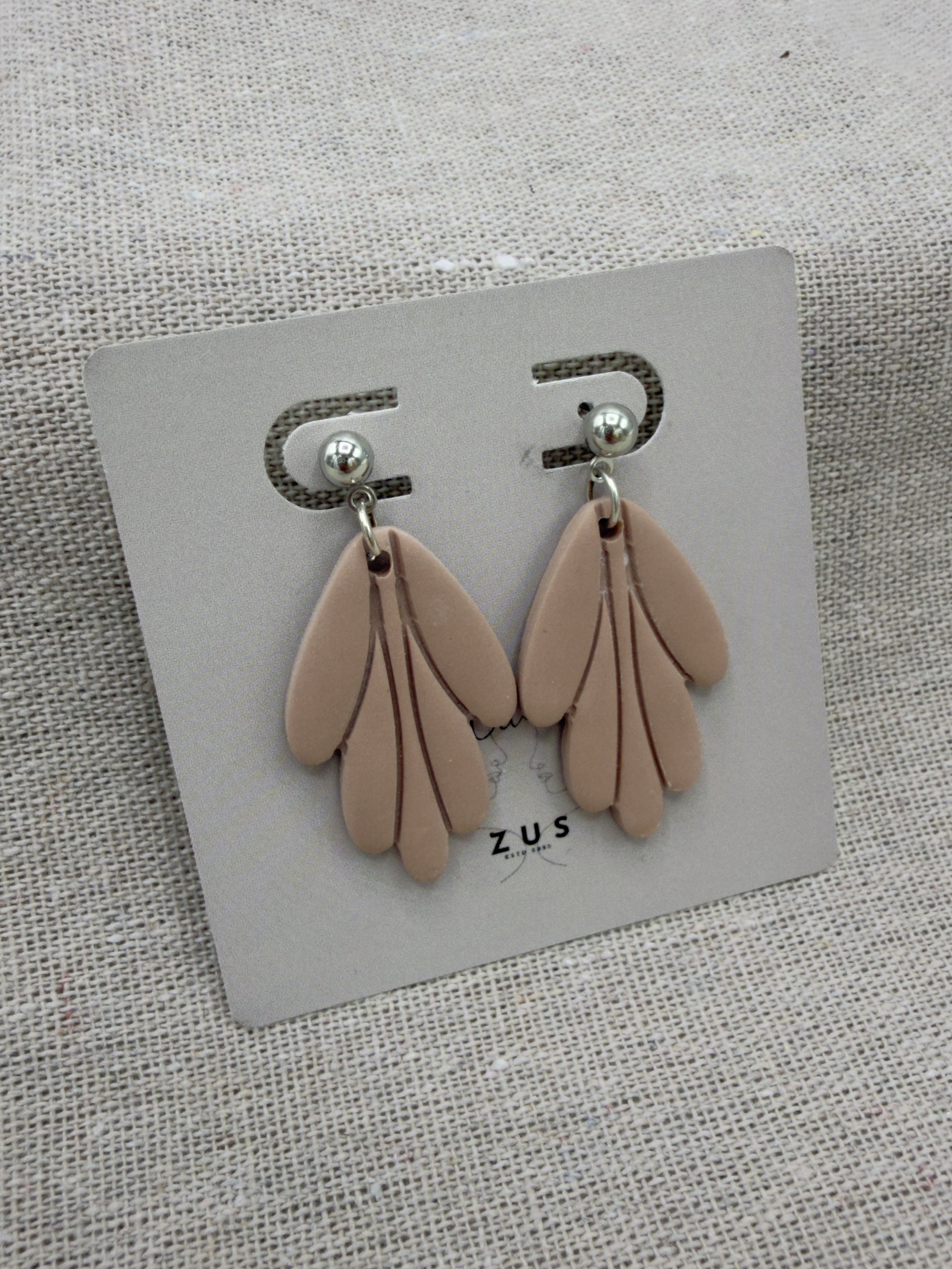 statement oorbellen beige nova