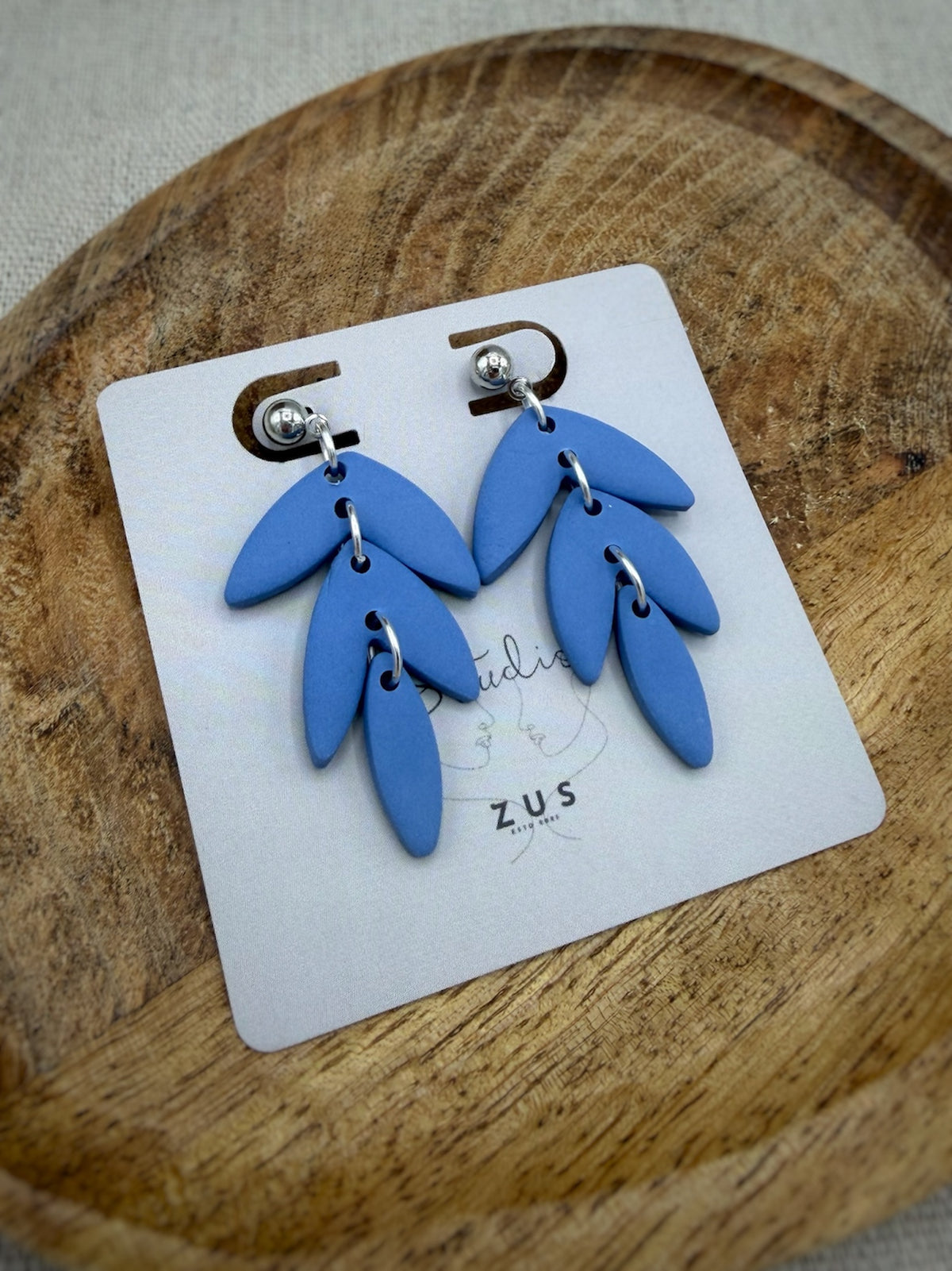 Merel Vintage Blauw – handgemaakte statement oorbellen