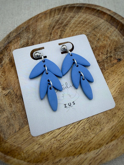 Merel Vintage Blauw – handgemaakte statement oorbellen